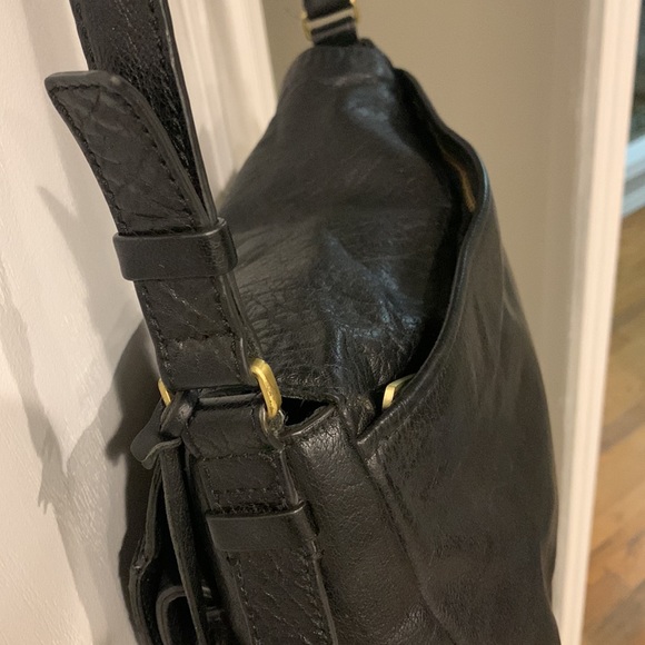 Fossil Black Pebbled Distressed leather Crossbody Messenger Suede Flap front Bag - Picture 8 of 16